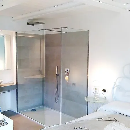 Bed & Breakfast La Maison Di
