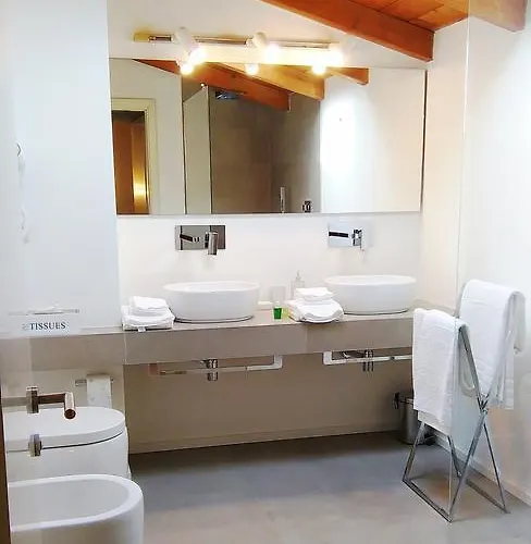 La Maison Di Bed & Breakfast Bologna