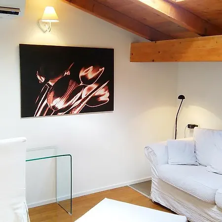 La Maison Di Bed & Breakfast 3*